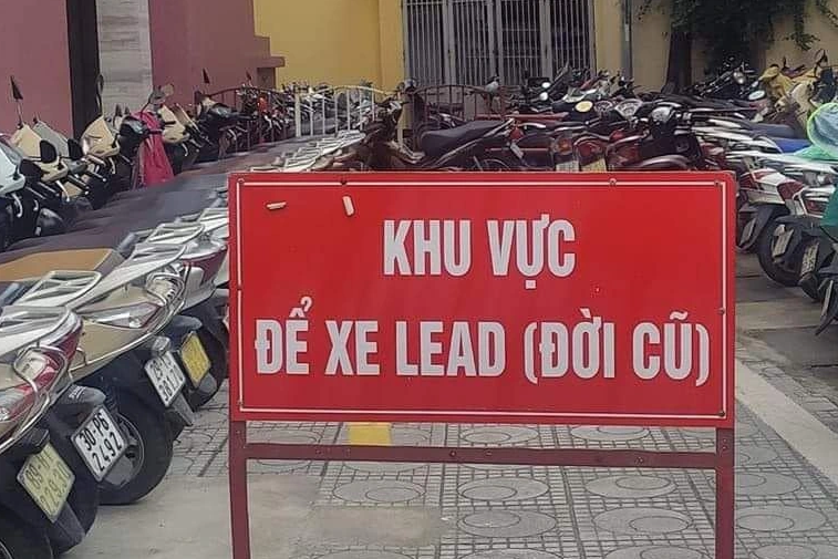 Xe Honda Lead đời cũ được xếp chỗ để riêng, cộng đồng bất ngờ trước lý do - 1